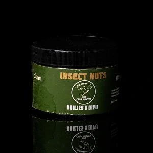 Boilies v dipu Insect Nuts 24mm